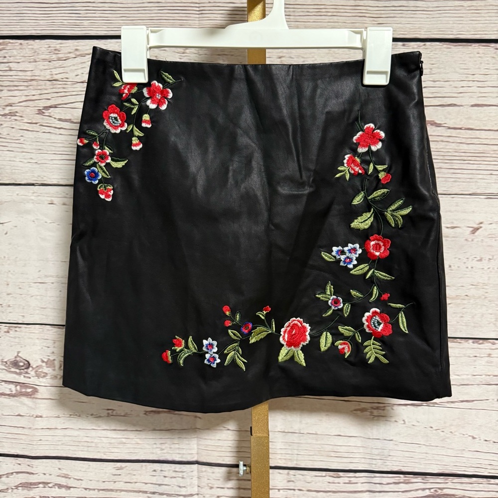 Vegan Leather Skirt with Embroidered Flowers